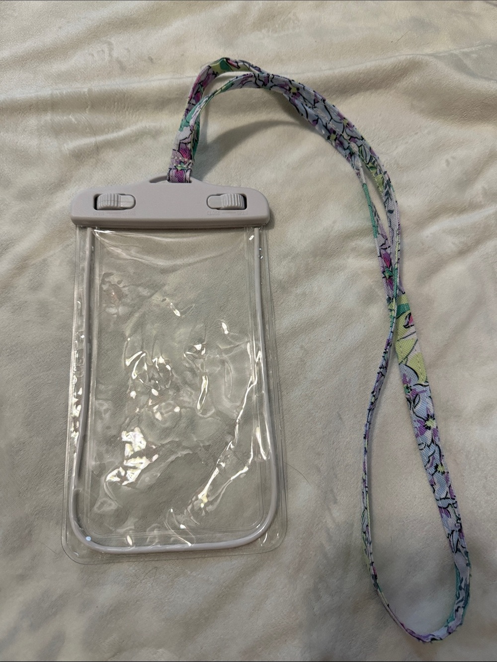 Vera Bradley Clear Waterproof Phone Pouch with Floral Lanyard - White & Purple